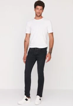 Trendyol Rinse Skinny Fit Jeans