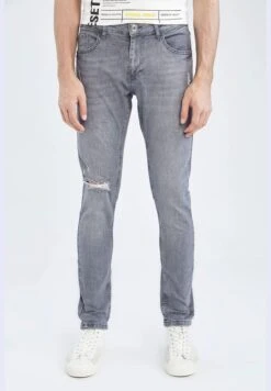 DeFacto Skinny Comfort Fit Distressed Jeans