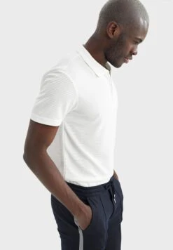 DeFacto Essential Half Zip Polo