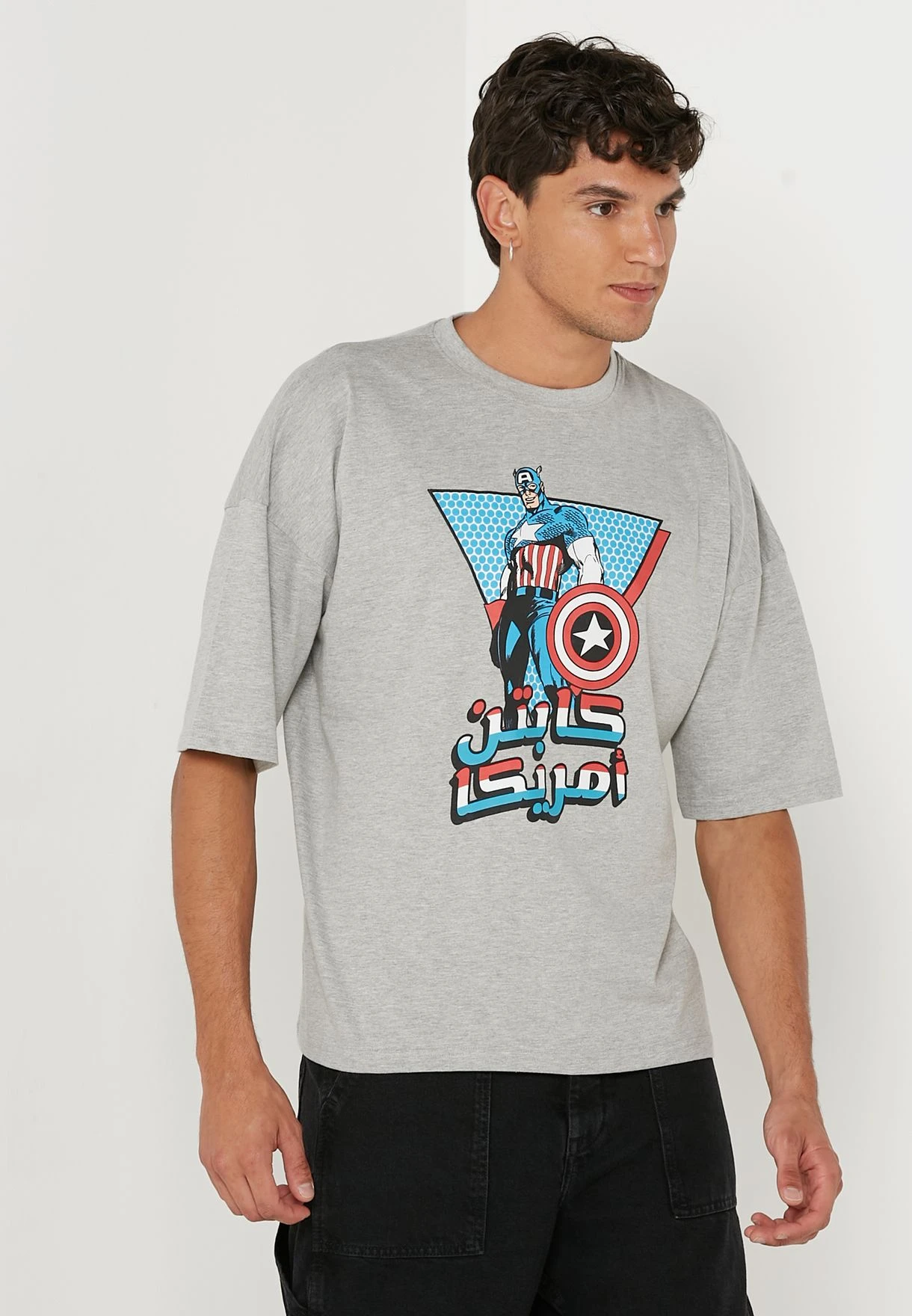 Marvel Captain America Oversized Crew Neck T-Shirt 3 Marvel Captain America Oversized Crew Neck T-Shirt