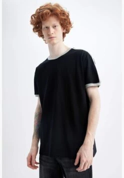 DeFacto Man Crew Neck Short Sleeve Knitted T-Shirt