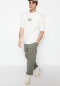 Trendyol Casual Crew Neck T-Shirt