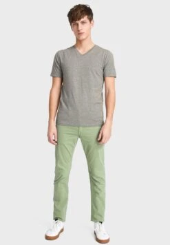 Essential V-Neck T-Shirt