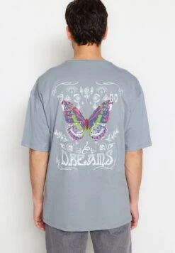 Trendyol Butterfly Back Print Crew Neck T-Shirt