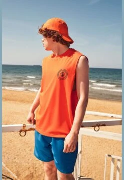 DeFacto Boxy Fit Minimal Print Vest