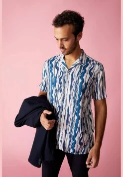 DeFacto Modern Fit Short Sleeve Printed Shirt