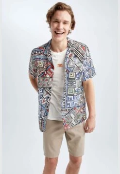 DeFacto Regular Fit Short Sleeve Mystic Print Viscose Shirt