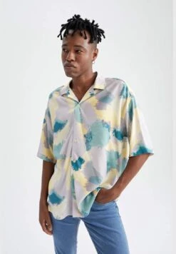 DeFacto Man Oversize Fit Woven Short Sleeve Shirt