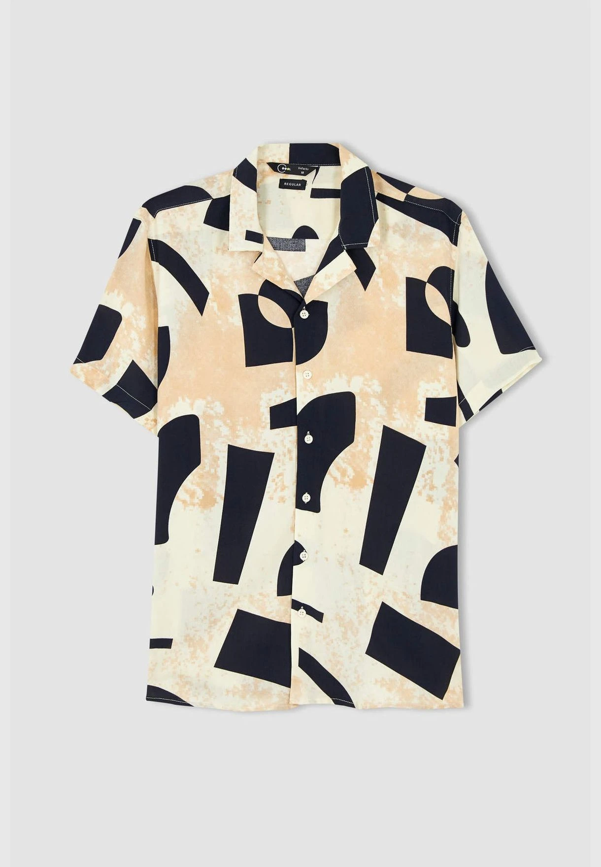 DeFacto Regular Fit Short Sleeve Geometric Print Poplin Shirt 3 DeFacto Regular Fit Short Sleeve Geometric Print Poplin Shirt