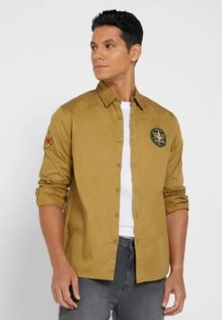Badge Long Sleeve Shirt