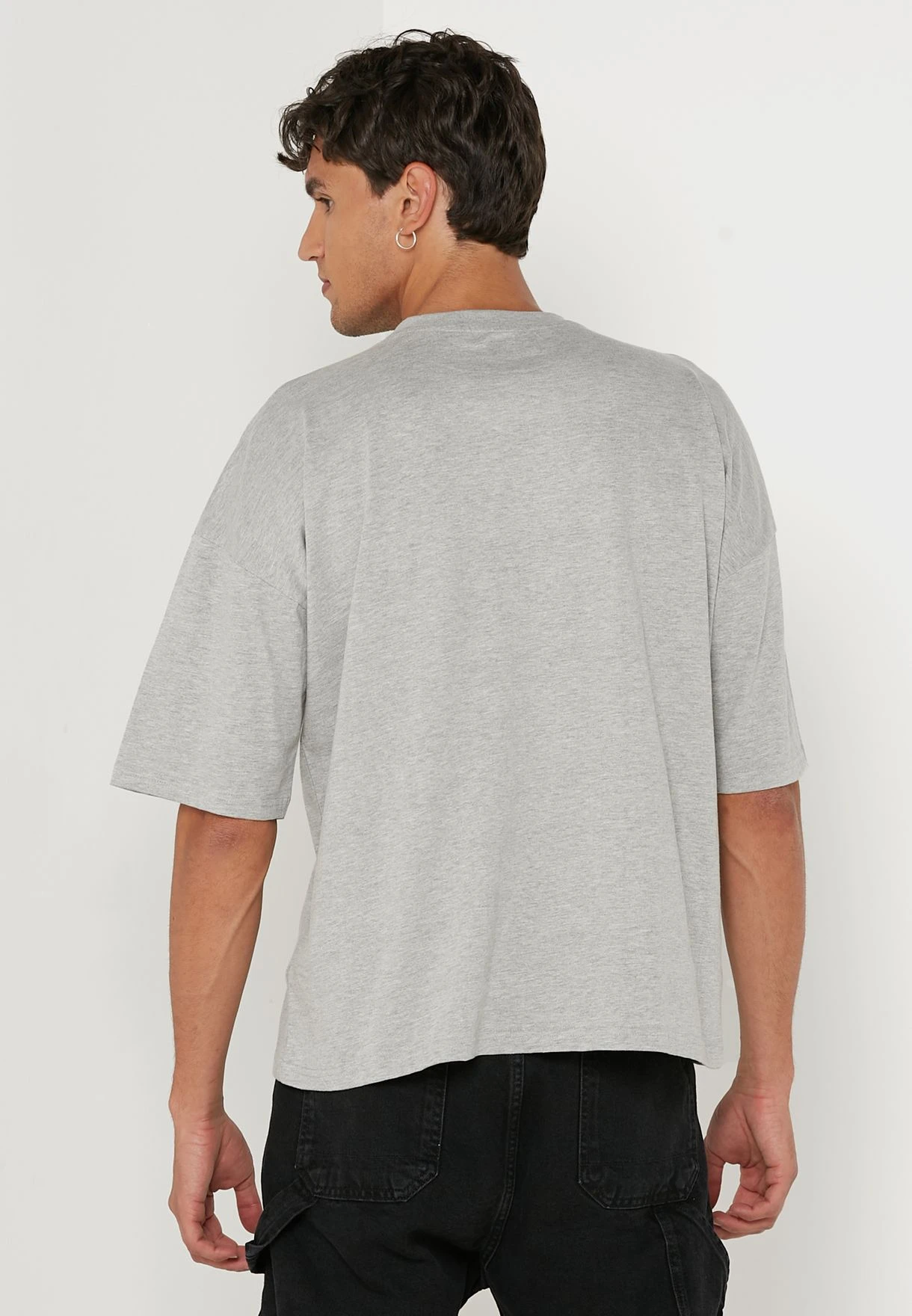 Marvel Captain America Oversized Crew Neck T-Shirt 4 Marvel Captain America Oversized Crew Neck T-Shirt - Image 2