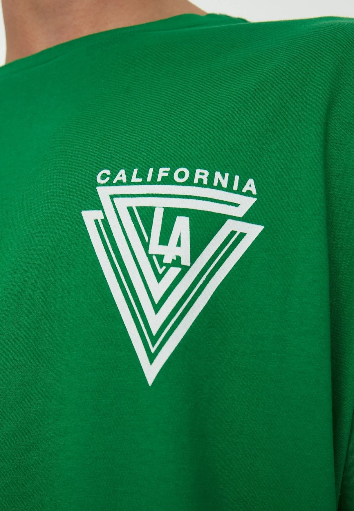 Trendyol Printed Crew Neck T-Shirt 4 Trendyol Printed Crew Neck T-Shirt - Image 2