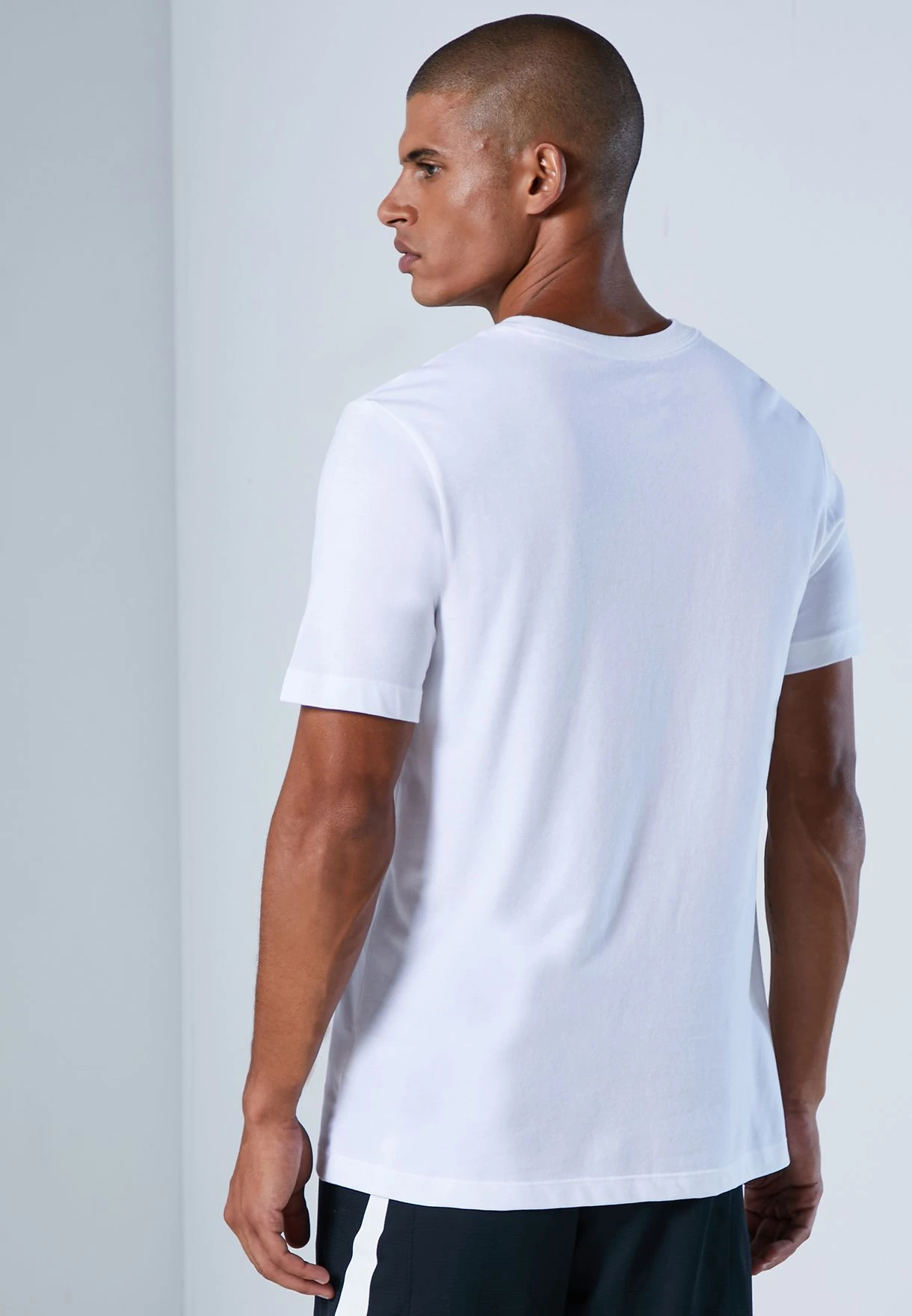 Nike Dri-FIT Team 31 T-Shirt 4 Nike Dri-FIT Team 31 T-Shirt - Image 2