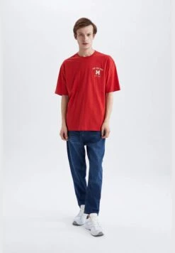 DeFacto Man Oversize Fit Crew Neck T-Shirt -Active Fashion Store 2 zoom desktop 29
