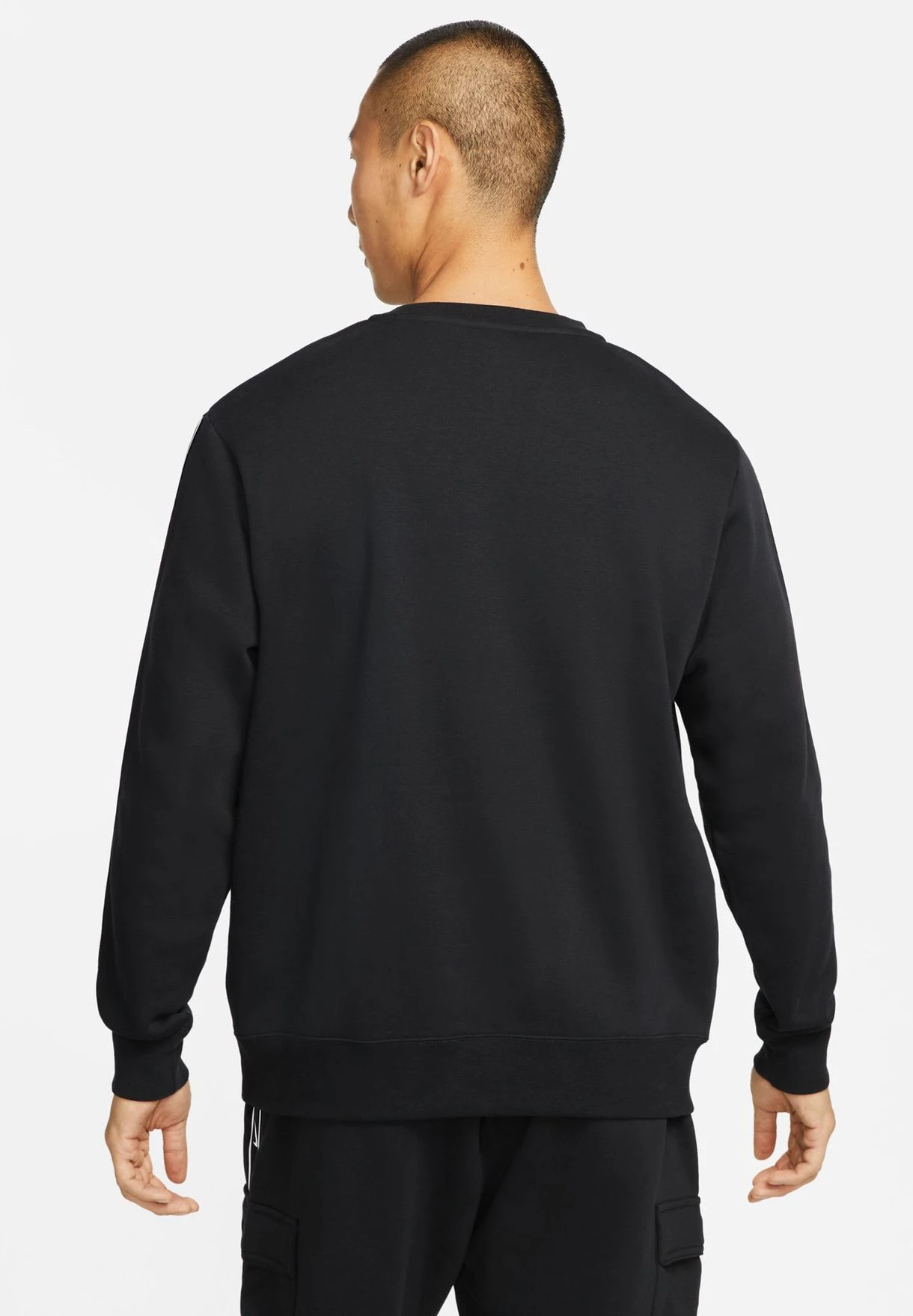 Nike Nsw Repeat Swoosh Fleece Sweatshirt 4 Nike Nsw Repeat Swoosh Fleece Sweatshirt - Image 2