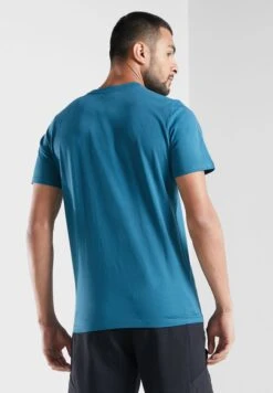 UMBRO Ftbl Graphic T-Shirt -Active Fashion Store 2 zoom desktop 44