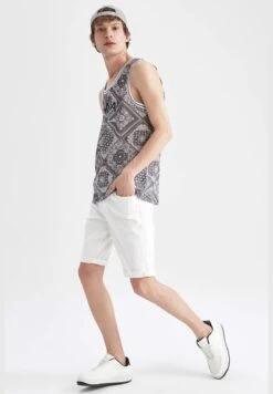 DeFacto Slim Fit Vest Top -Active Fashion Store 2 zoom desktop 506