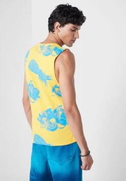 Koovs Resort Print Vest -Active Fashion Store 2 zoom desktop 559