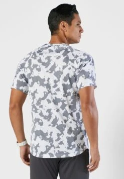 Active Fashion Store -Active Fashion Store 2 zoom desktop 588