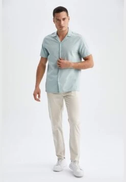 DeFacto Modern Fit Open Collar Cropped Short Sleeve Shirt -Active Fashion Store 2 zoom desktop 683