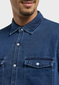 Lee Cooper Essential Relaxed Fit Shirt -Active Fashion Store 2 zoom desktop 789