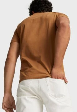 Puma Ess Men T-Shirt -Active Fashion Store 2 zoom desktop 93