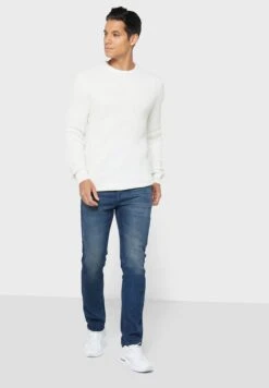 Slim Fit Towl Wash Jean -Active Fashion Store 2 zoom desktop 938