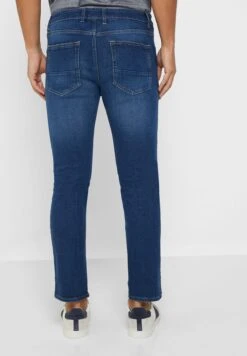 Slim Fit Washed Jeans 9 Slim Fit Washed Jeans -Active Fashion Store 3 zoom desktop 1006