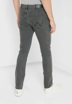 Wrangler Slim Jeans -Active Fashion Store 3 zoom desktop 1017