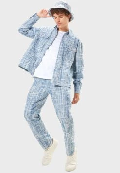 Lee Cooper Jacquard Textured Pants -Active Fashion Store 3 zoom desktop 1030