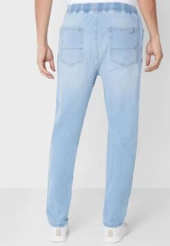 Relaxed Fit 5 Pocket Jean -Active Fashion Store 3 zoom desktop 1047