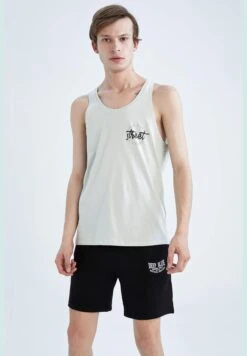 DeFacto Man Slim Fit Crew Neck Strappy Vest -Active Fashion Store 3 zoom desktop 107