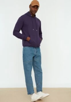 Trendyol Mid Wash Straight Fit Jeans 9 Trendyol Mid Wash Straight Fit Jeans -Active Fashion Store 3 zoom desktop 1070