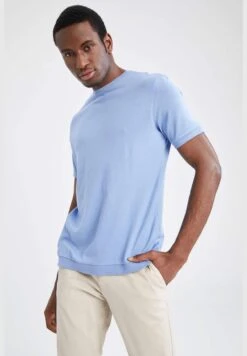 DeFacto Relax Fit Crew Neck Short Sleeve T-Shirt -Active Fashion Store 3 zoom desktop 1148
