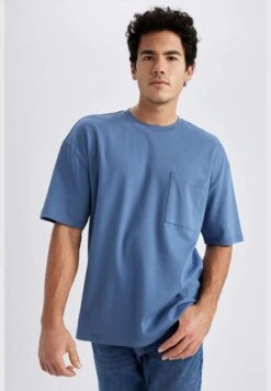 DeFacto Short-Sleeved Oversize Fit Crew Neck T-Shirt -Active Fashion Store 3 zoom desktop 121