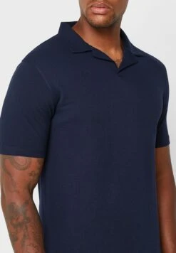 Notch Collar Polo Shirt -Active Fashion Store 3 zoom desktop 1226