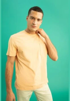 DeFacto Man New Regular Fit T-Shirt -Active Fashion Store 3 zoom desktop 131