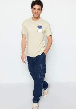 Trendyol Casual Printed Crew Neck T-Shirt -Active Fashion Store 3 zoom desktop 14