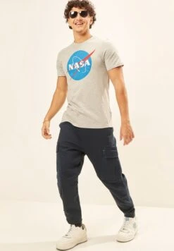 Nasa Crew Neck T-Shirt -Active Fashion Store 3 zoom desktop 143