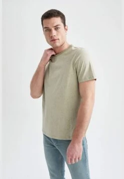 DeFacto Regular Fit Crew Neck Short Sleeve T-Shirt -Active Fashion Store 3 zoom desktop 152