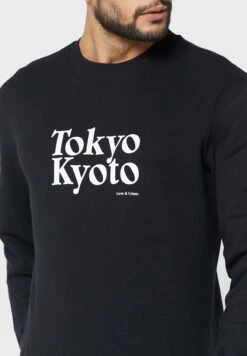 COTTON ON Graphic Crew Fleece -Active Fashion Store 3 zoom desktop 155