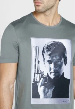 Revolve Crew Neck T-Shirt -Active Fashion Store 3 zoom desktop 176