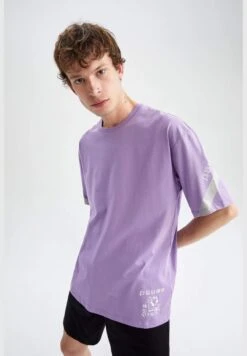 DeFacto Oversized Short Sleeve Stripe Detail T-Shirt -Active Fashion Store 3 zoom desktop 182