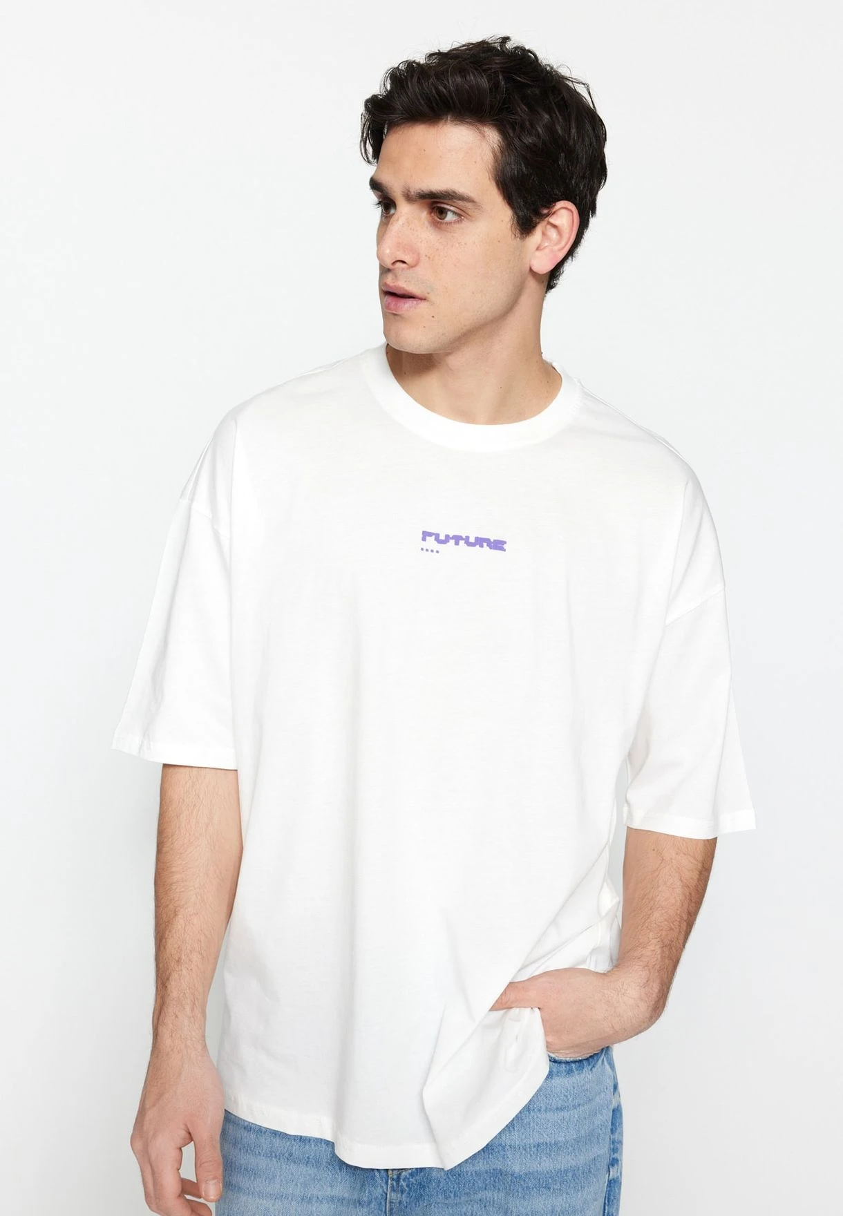 Trendyol Graphic Print Crew Neck T-Shirt 5 Trendyol Graphic Print Crew Neck T-Shirt - Image 3