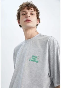 DeFacto Oversized Fit T-Shirt With Print -Active Fashion Store 3 zoom desktop 207