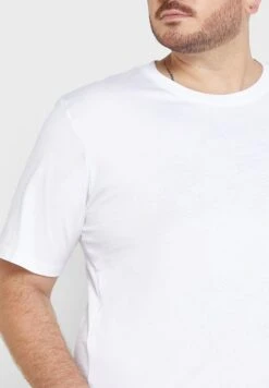 Plus Size Crew Neck T Shirt -Active Fashion Store 3 zoom desktop 216