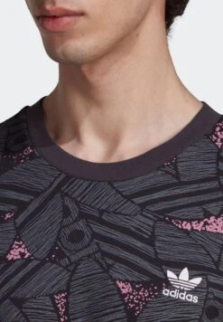 Adidas Originals Trefoil All Over Printed T-Shirt 10 Adidas Originals Trefoil All Over Printed T-Shirt -Active Fashion Store 3 zoom desktop 229