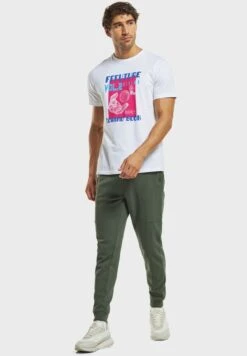 Essential Crew Neck T-Shirt -Active Fashion Store 3 zoom desktop 26