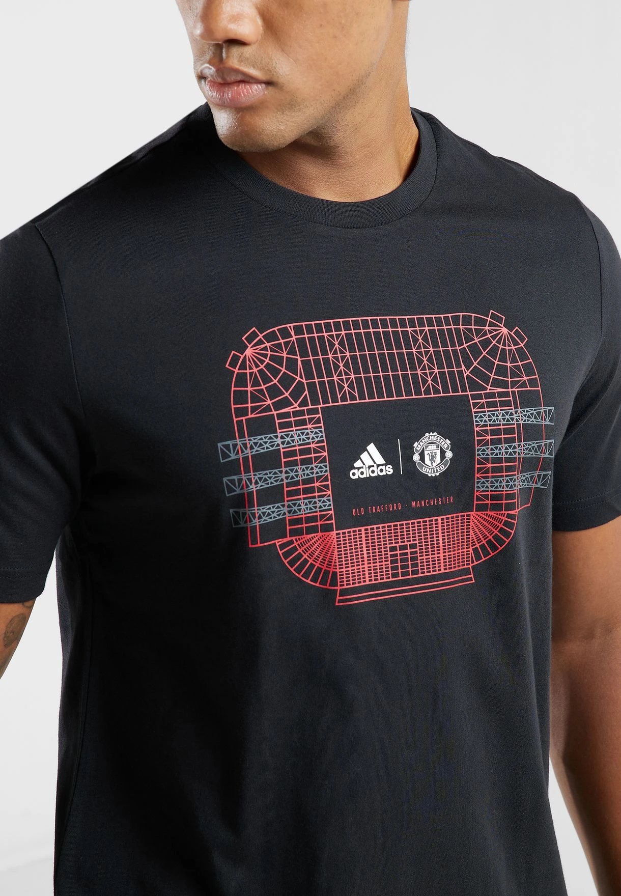 ADIDAS Manchester United T-Shirt 5 ADIDAS Manchester United T-Shirt - Image 3