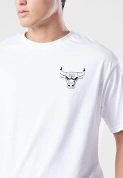 NEW ERA 9Forty Chicago Bulls Logo T-Shirt -Active Fashion Store 3 zoom desktop 307